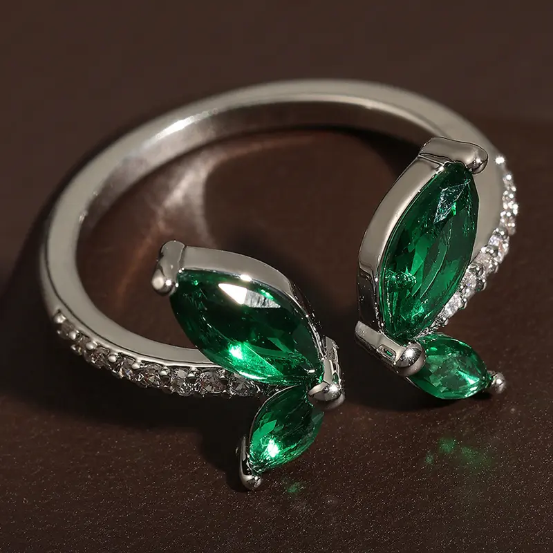 2025 New Trendy Green Zircon Butterfly Open Ring for Women Shining Metal Rhinestone Adjustable Ring Fashion Jewelry Gifts