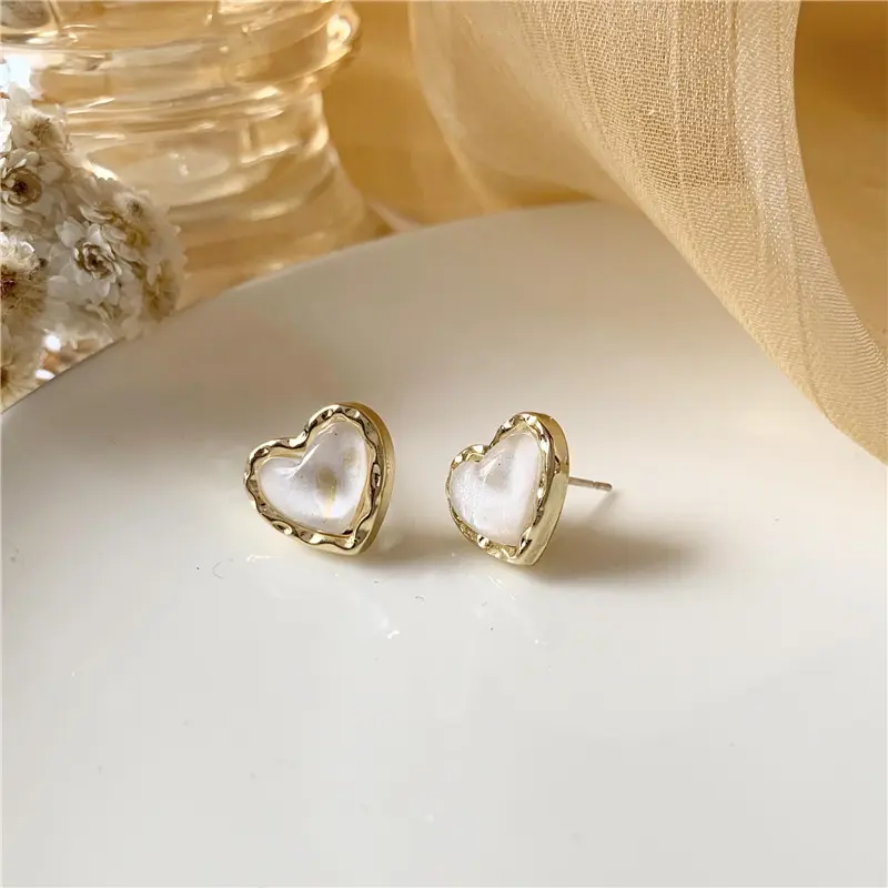 2024 New Trendy Blue Heart Stud Earrings for Women Girls Korean Cute Black White Small Heart Zircon Earrings Party Jewelry
