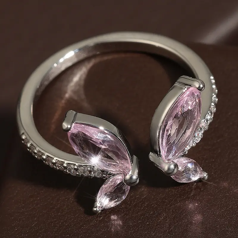 2025 New Trendy Green Zircon Butterfly Open Ring for Women Shining Metal Rhinestone Adjustable Ring Fashion Jewelry Gifts
