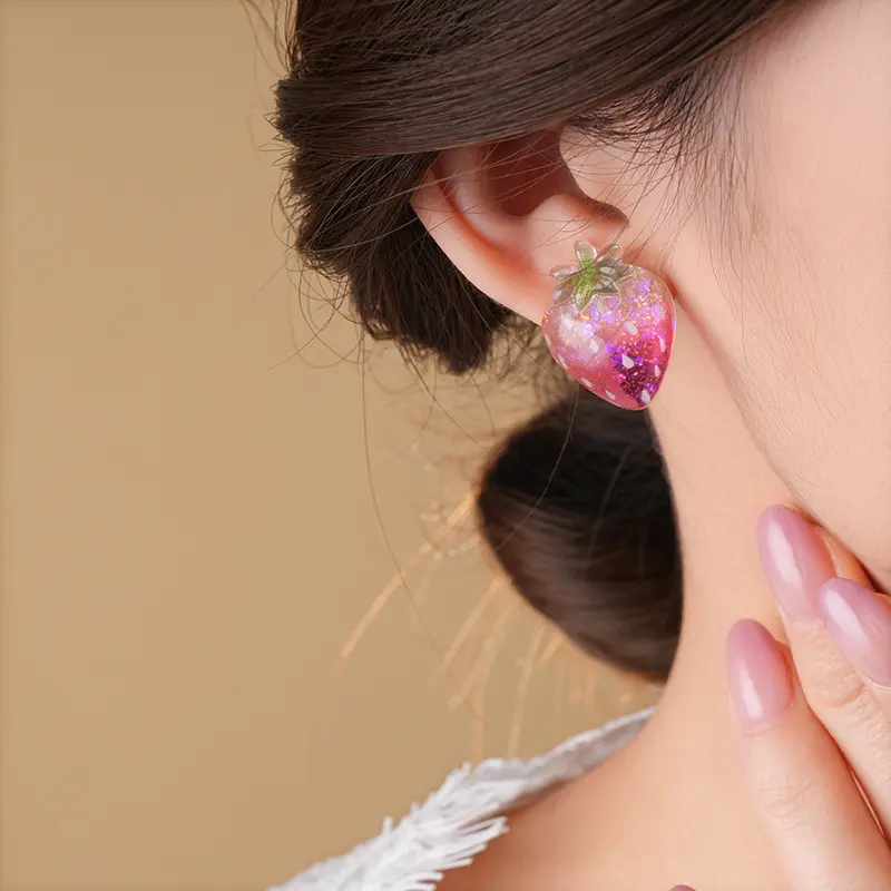 2025 New Summer Pink Resin Peach Strawberry Stud Earrings for Women Exquisite Fruit Geometry Earrings Jewelry Accessories