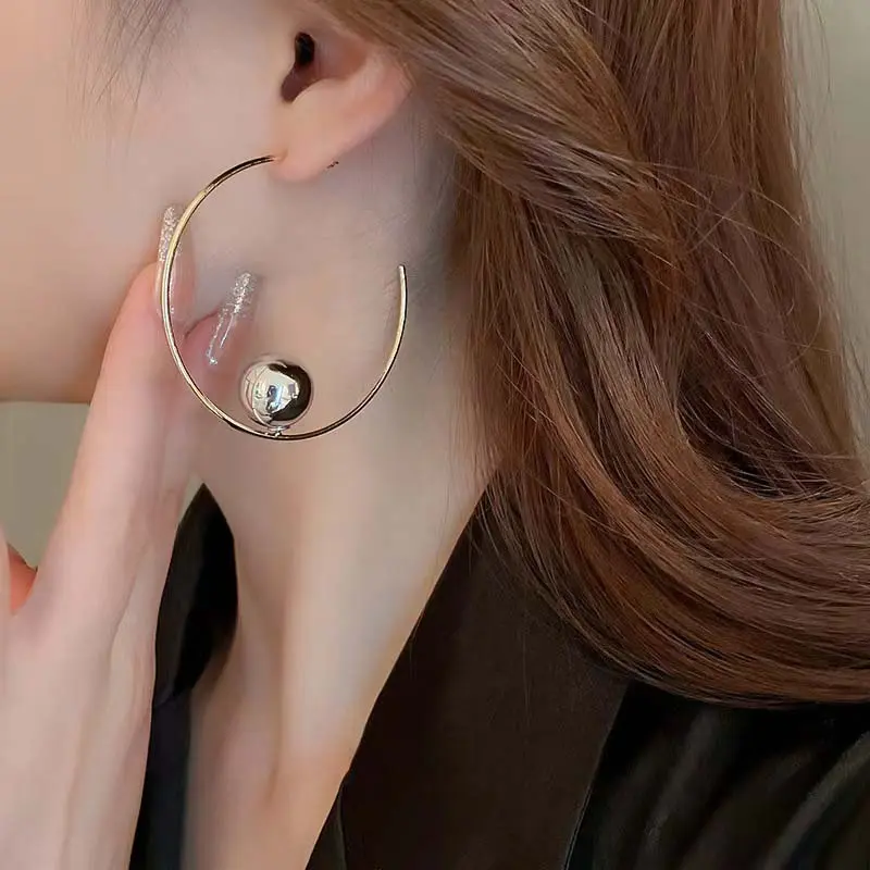 2025 New Fashion Metal Big Circle Hoop Earrings For Women Exaggerated Gold Color C-Shaped Round Earrings Jewelry Gifts