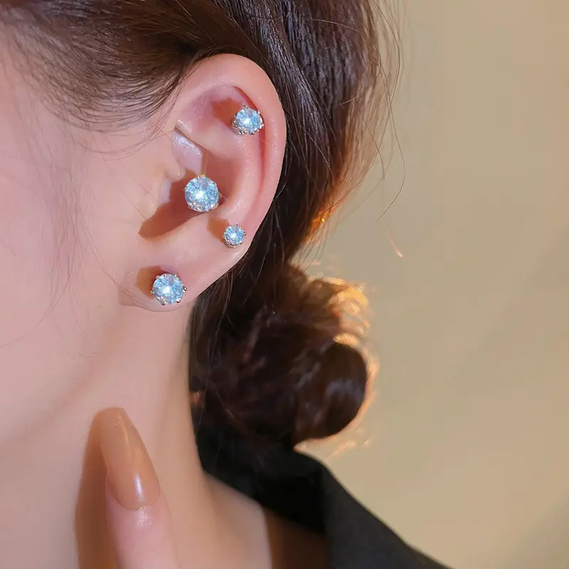 1Pcs Sliver Color Zircon Magnetic Ear Clip for Women Men Luxury Sparkling Crystal Without Piercing Ear Clip Ear Cuff Jewelry