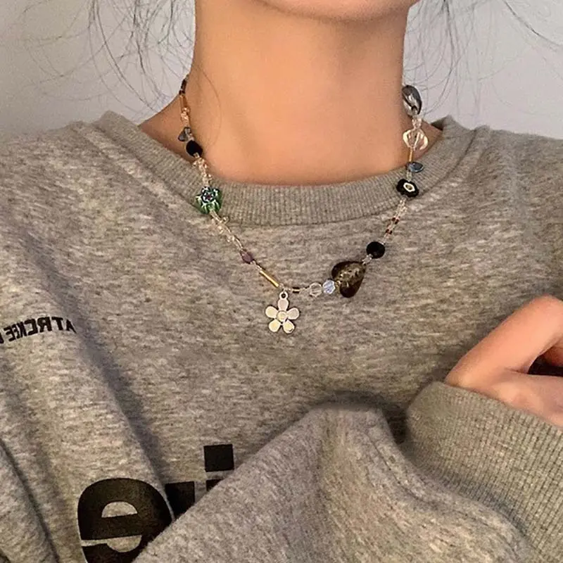 Korean Crystal Flower Love Pendant Necklace for Women 2024 New Trendy Beaded Choker Necklace Y2K Jewelry Accessories