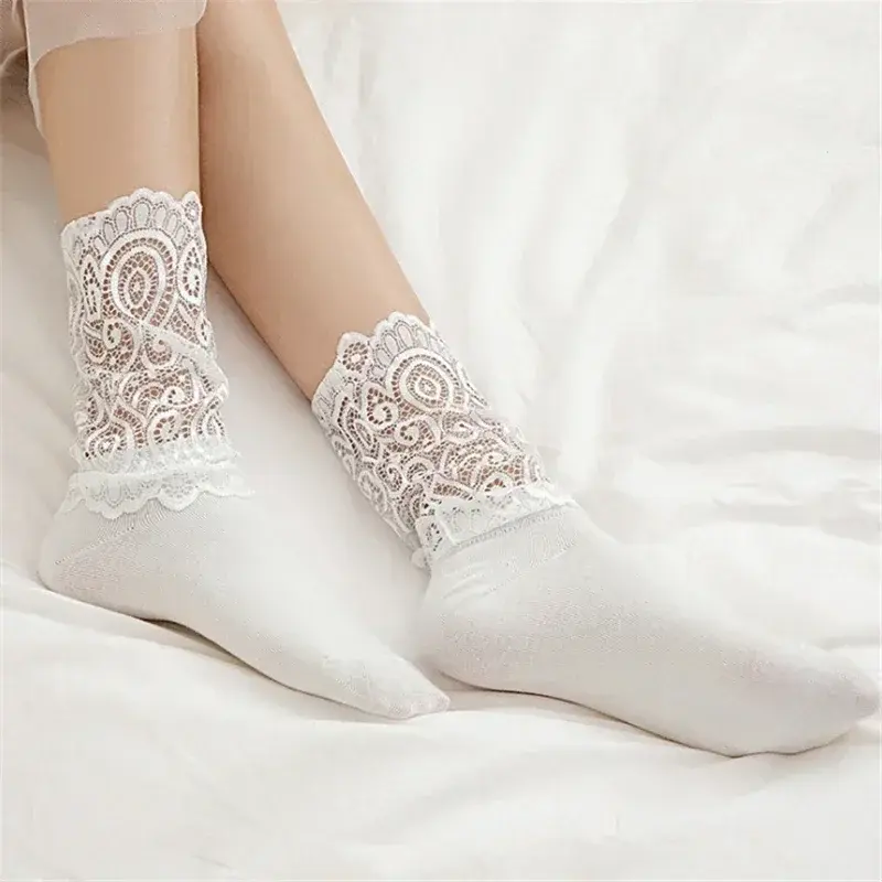 Sexy Lace Floral Mesh Socks Women Black Transparent Short Cotton Sock For Ladies Elastic Retro Cute Socks Female New 2022