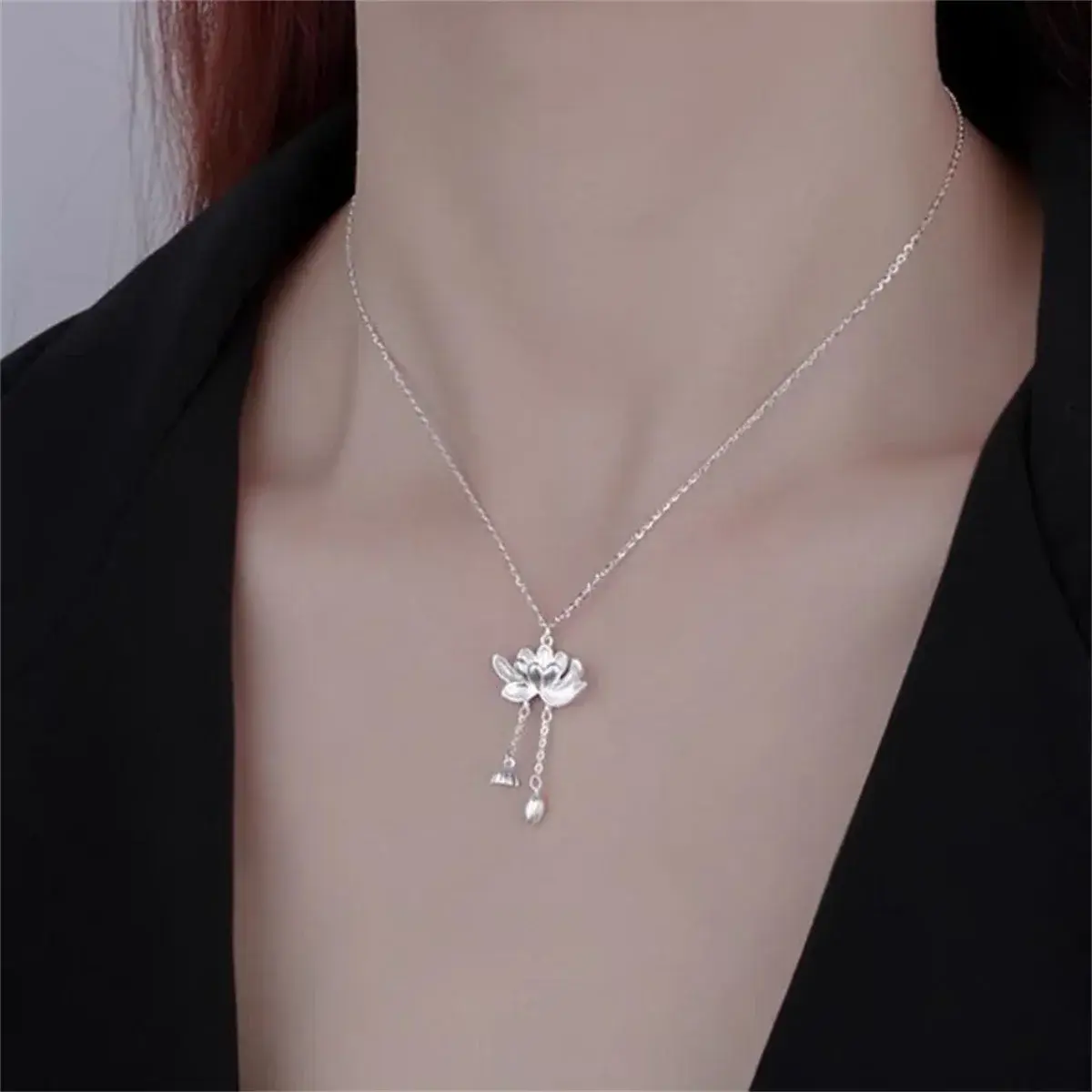 Fashion Vintage Flowers Vintage Pendant Necklace Girl Women Kawaii Spicy Girls Simple Clavicle Chain Jewelry Gift Necklace