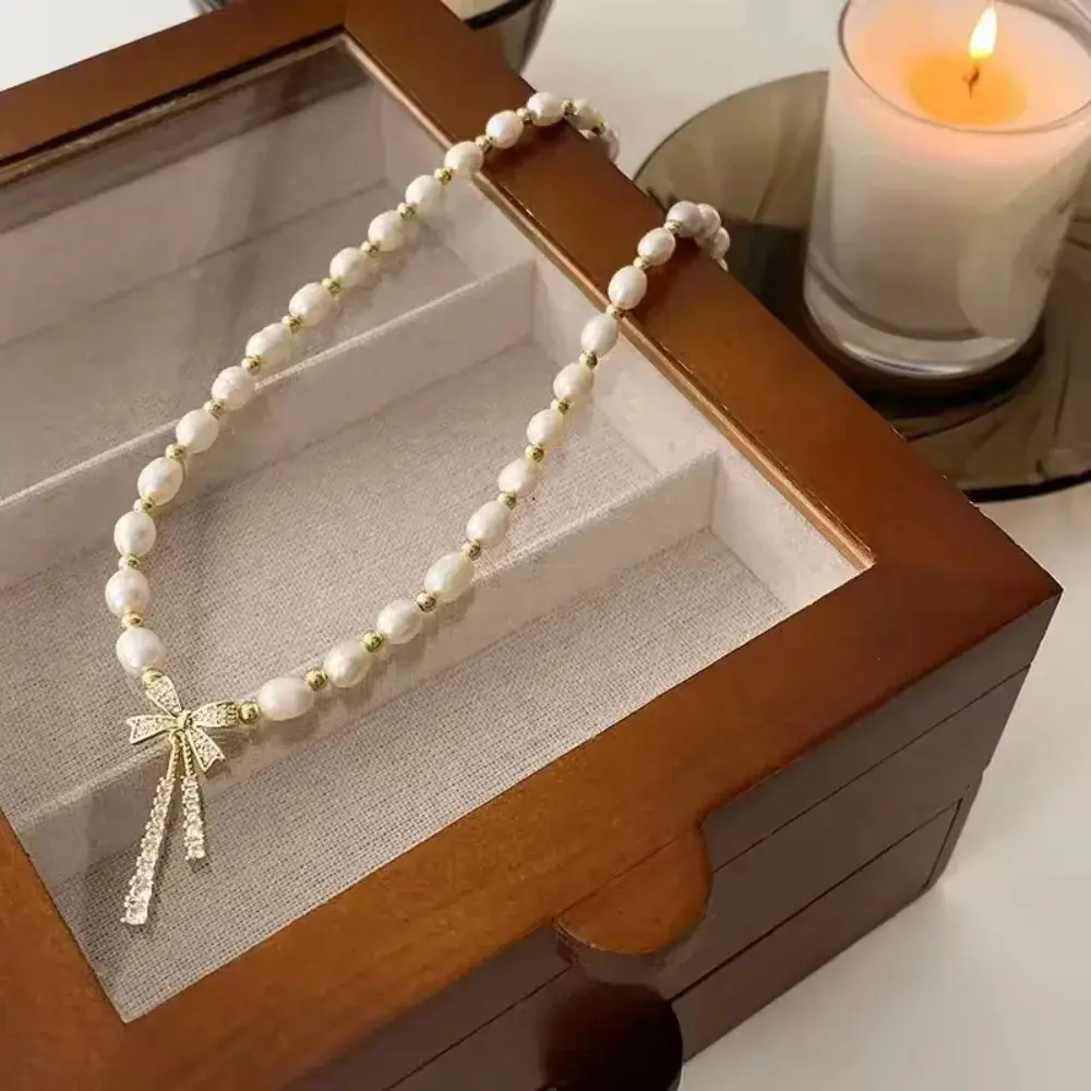Elegant Pearl Necklace For Women Niche Design High-End Feel Trendy Cool Luxury INS Minimalist Style Clavicle Chain