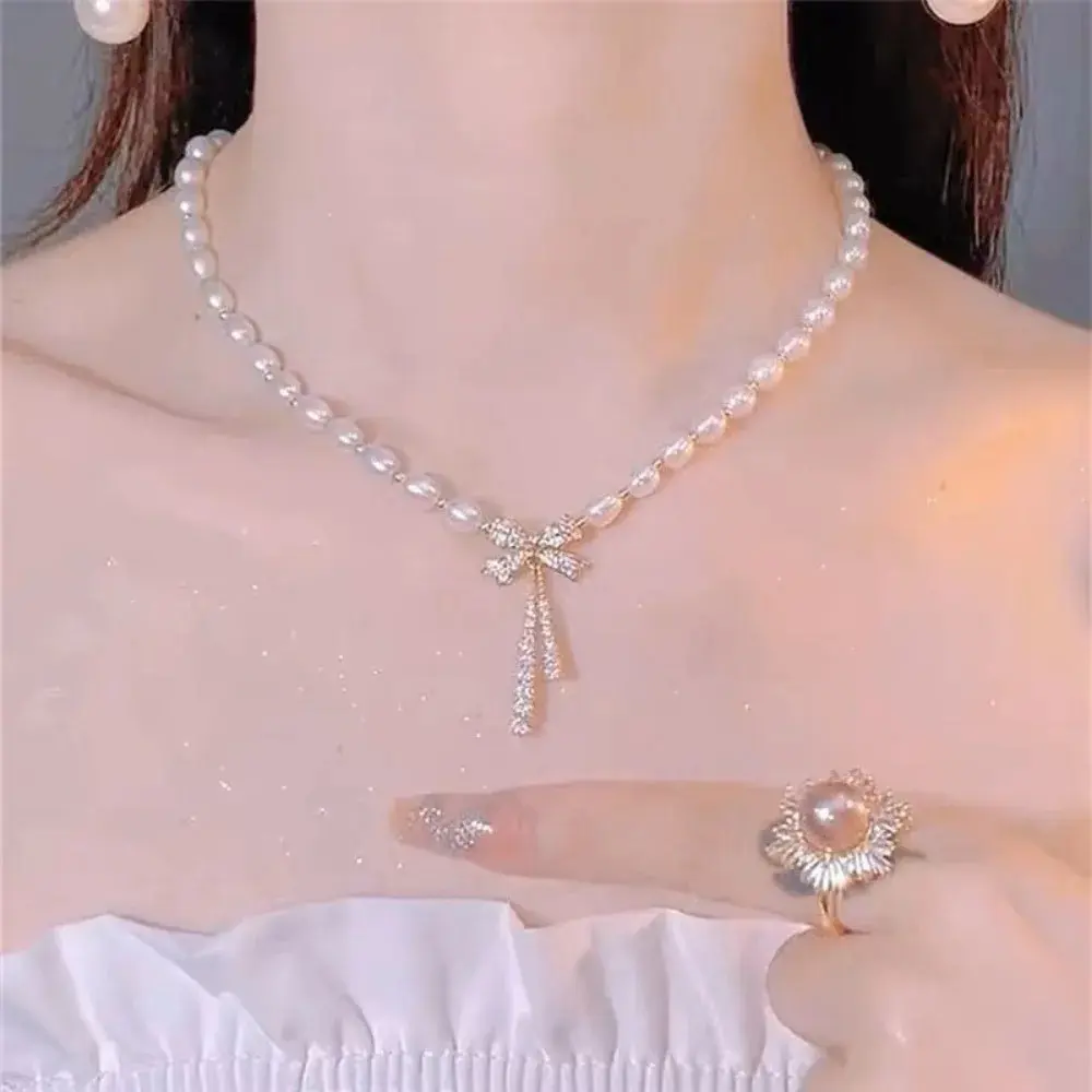 Elegant Pearl Necklace For Women Niche Design High-End Feel Trendy Cool Luxury INS Minimalist Style Clavicle Chain