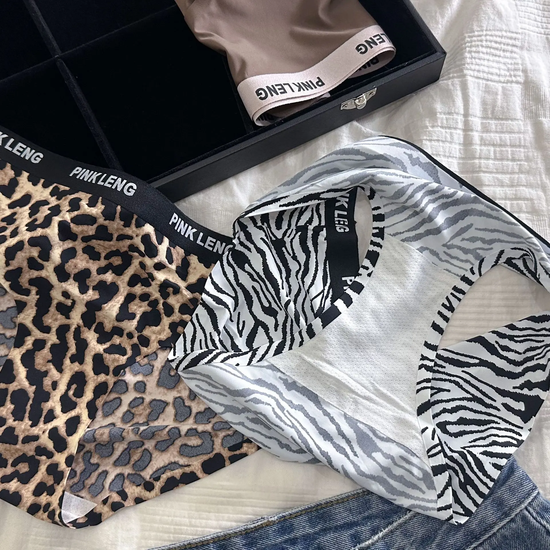 Summer Ice Silk Leopard Sexy Women's Underwear Low Waist Sports Soft Seamless Panties Cotton Crotch Breathable Briefs