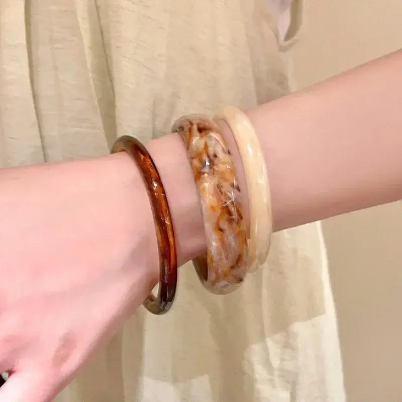 Fashion Jewelry Vintage Temperament Irregular Resin Geometric Bracelets for Women Party Gifts Popular Design Accessories