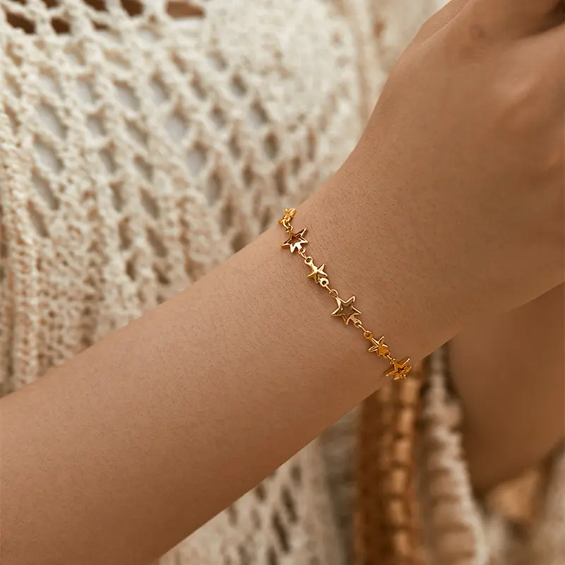 Stainless Steel Metal Hollow Star Chain Bracelets for Man Women Gold Silver Color Pentagram Pendant Bracelet Jewelry Gifts