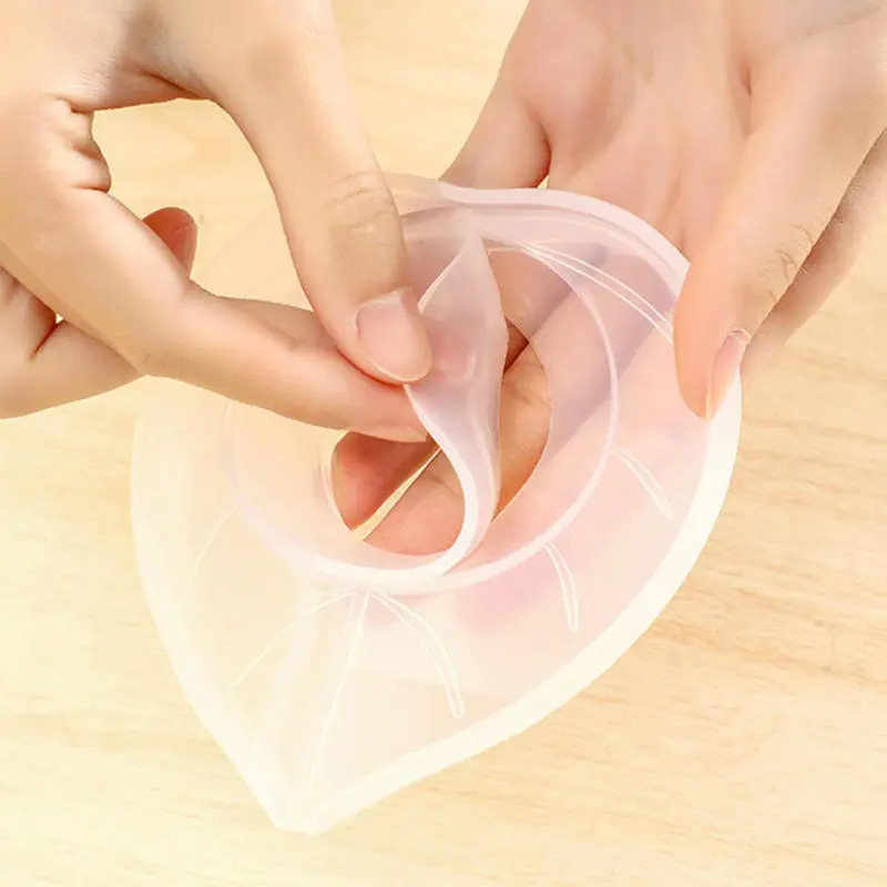 Sink Faucet Mat Splash Guard Heart Shape Handle Drip Catcher Tray Protector Draining Kitchen Accessories