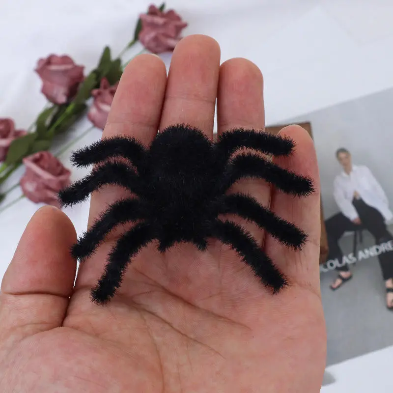 2025 New3/9PCS Simulation Spider Ornaments Funny Halloween plastics Realistic 3D Cartoon Artificial Party Prop