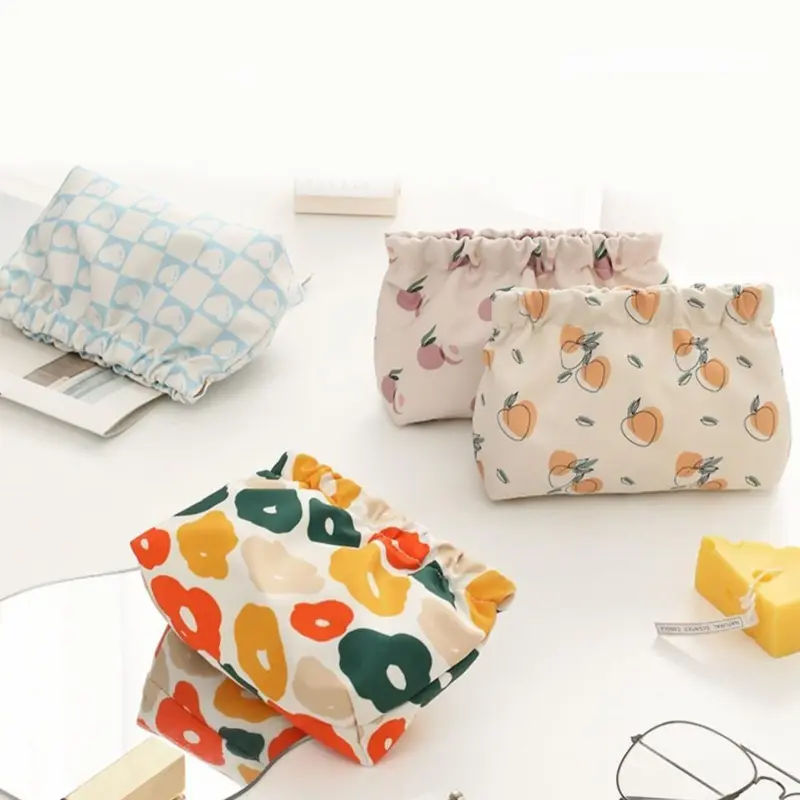2025 NewUniversal 1pcs/2pcs Travel Waterproof Shrapnel type Storage Bag, Makeup Portable Lipstick, Mini Wallet