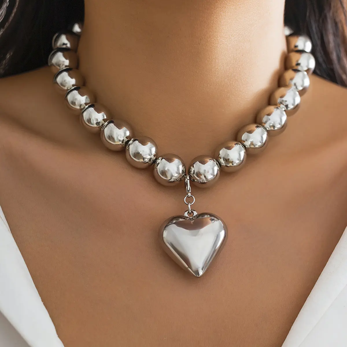 Ingemark Punk Big Love Heart Pendant Choker Necklace for Women Vintage Chunky Heavy CCB Beads Chain Grunge Jewelry Steampunk Men