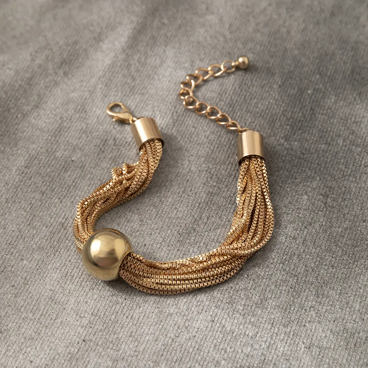 Ingemark Gothic Twisted Chunky Chain Bracelets on Hand Women Vintage Big Bead Ball Pendant Bangles Grunge Jewelry Steampunk Men