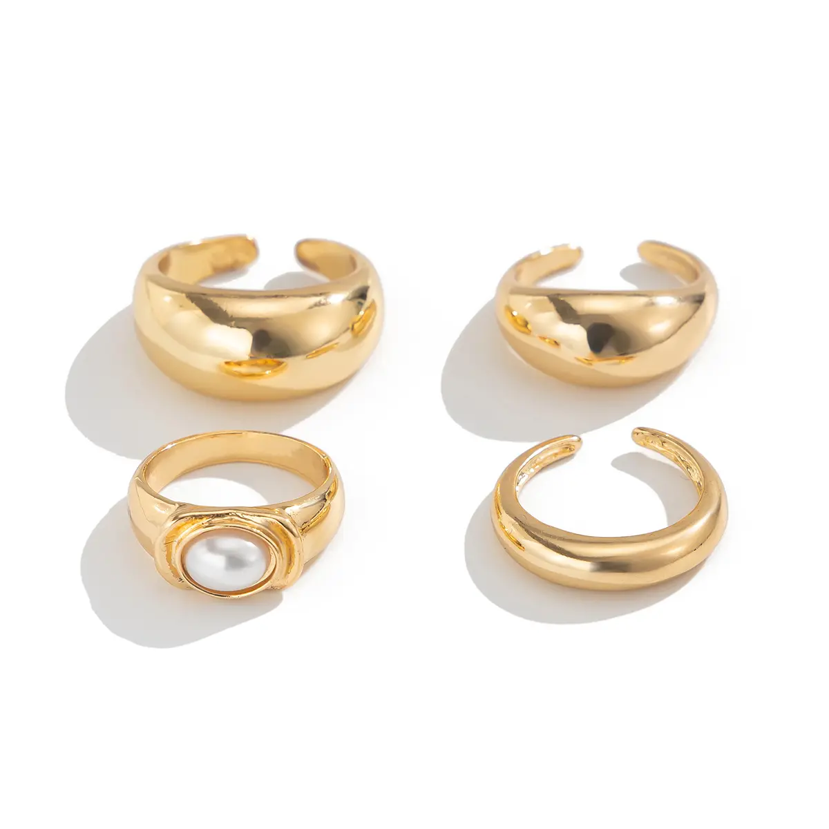 Ingemark 4Pcs/Set Stylish Simple Smooth Geometric Rings for Women Men Bohemia Exquisite Imitation Pearl Rings New Year Jewelry
