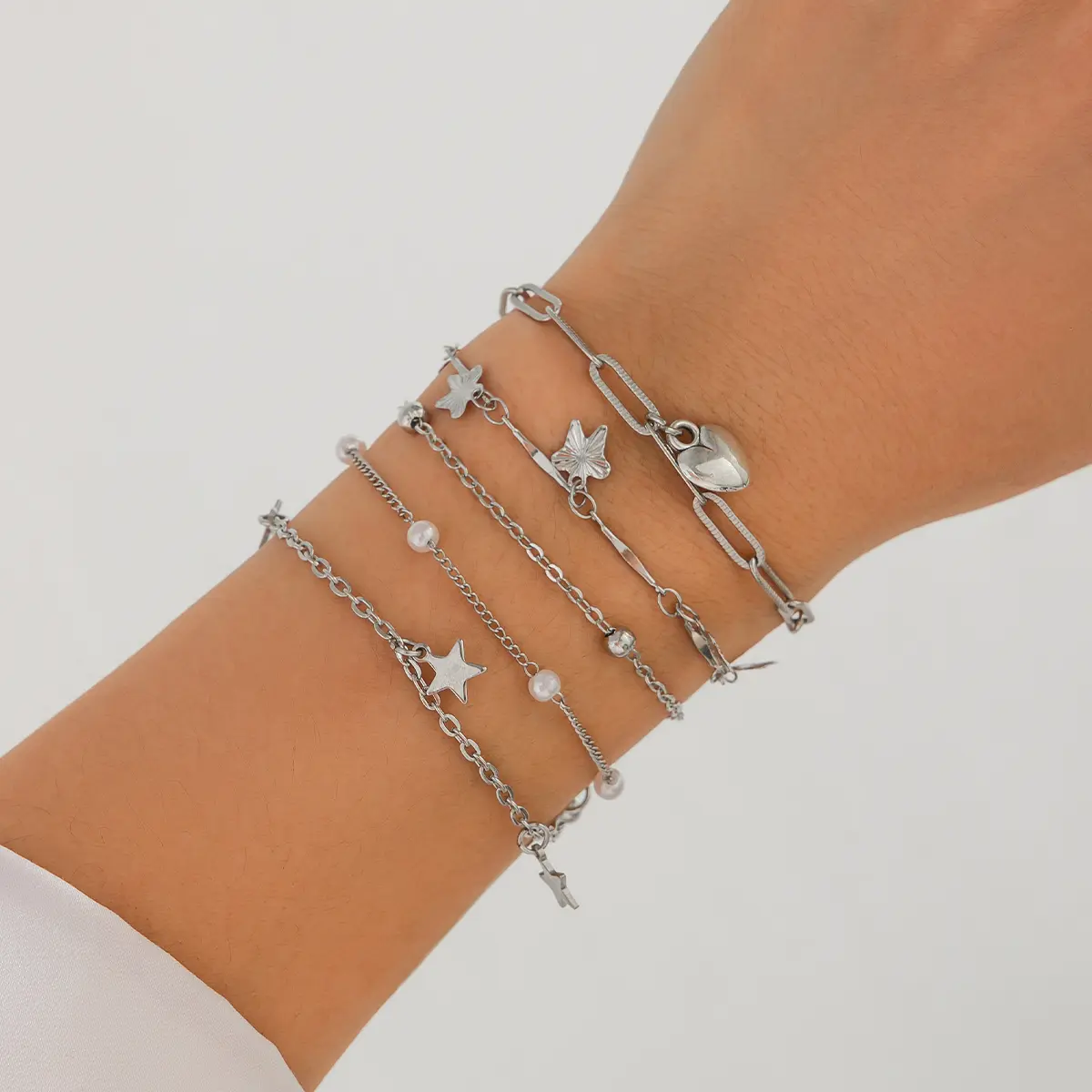 Ingemark 4 Style Simple Stylish Multilayer Bow Heart Star Pendant Bracelet Women Vintage Metal Chain Open Bangles Jewelry Gift