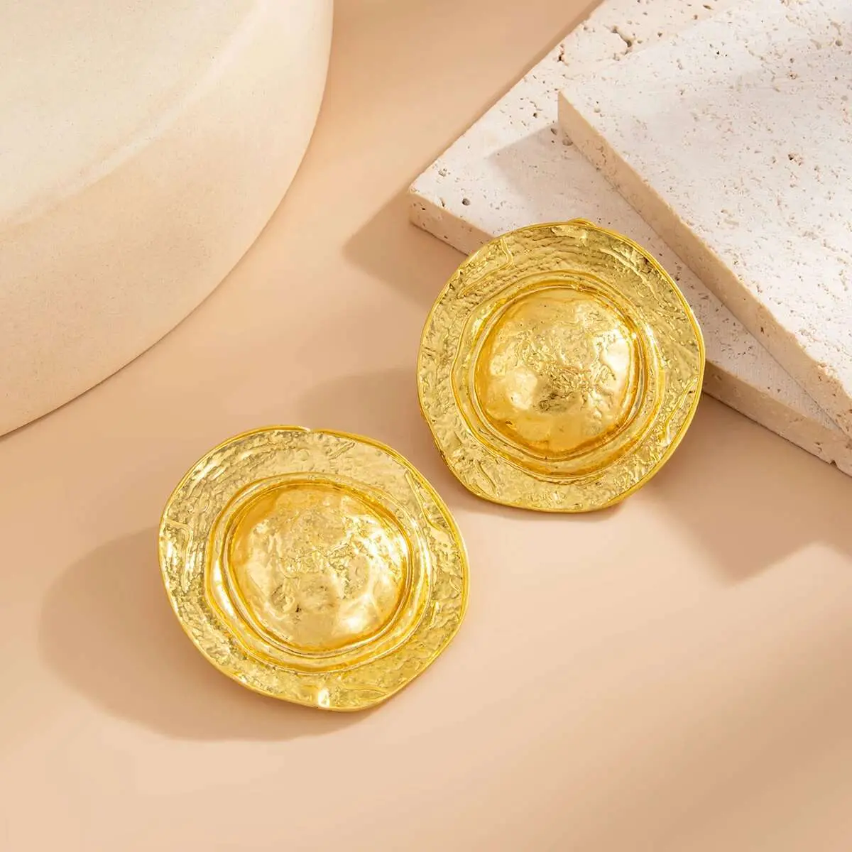 Ingemark Exquisite Trendy Large Round Hat Stud Earrings Vintage Elegant Gold Color Earrings Engagement Birthday Party Jewelry