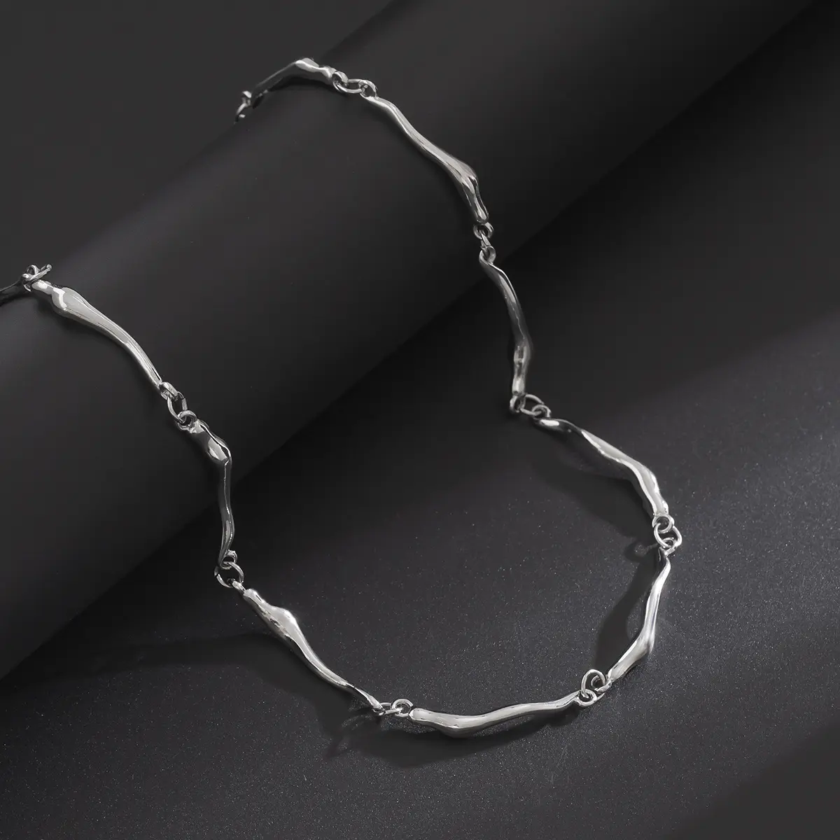 Ingemark Minimalism Irregular Wave Stainless Steel Chain Necklace for Men Goth Adjustable Link Choker Grunge Jewelry on the Neck