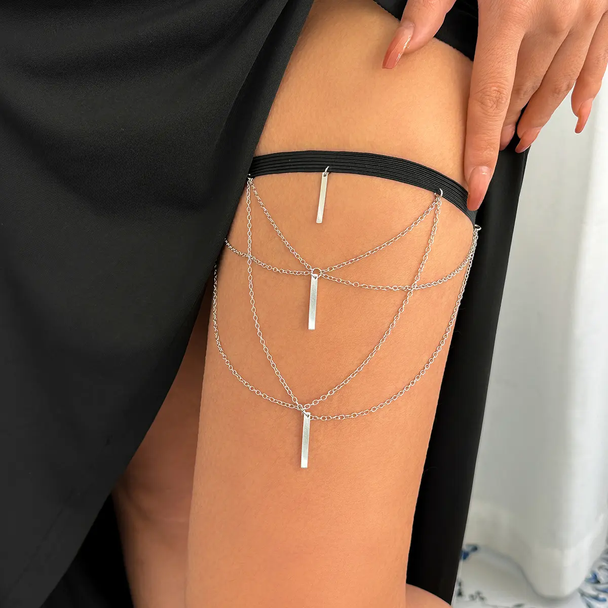 Multilayer Boho Elastic Band Bandage Leg Thigh Chain for Women  Bikini Goth Rod Tassel Pendant Garter Belt Body Jewelry Gift New