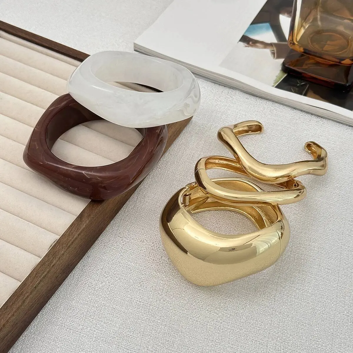 Ingemark 5 Styles Hip Hop Resin Acrylic Bracelets for Women New Trend Punk Metal Irregular Open Bangles Grunge Jewelry Steampunk