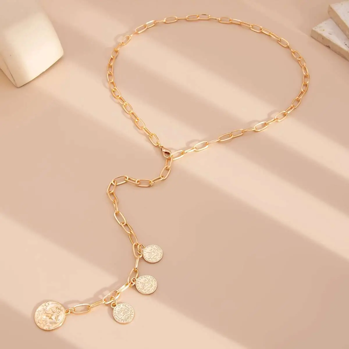Ingemark Simple Round Coin Pendant Choker Necklace for Women 2025 New Fashion Vintage Adjustable Chest Chain Party Jewelry Gift