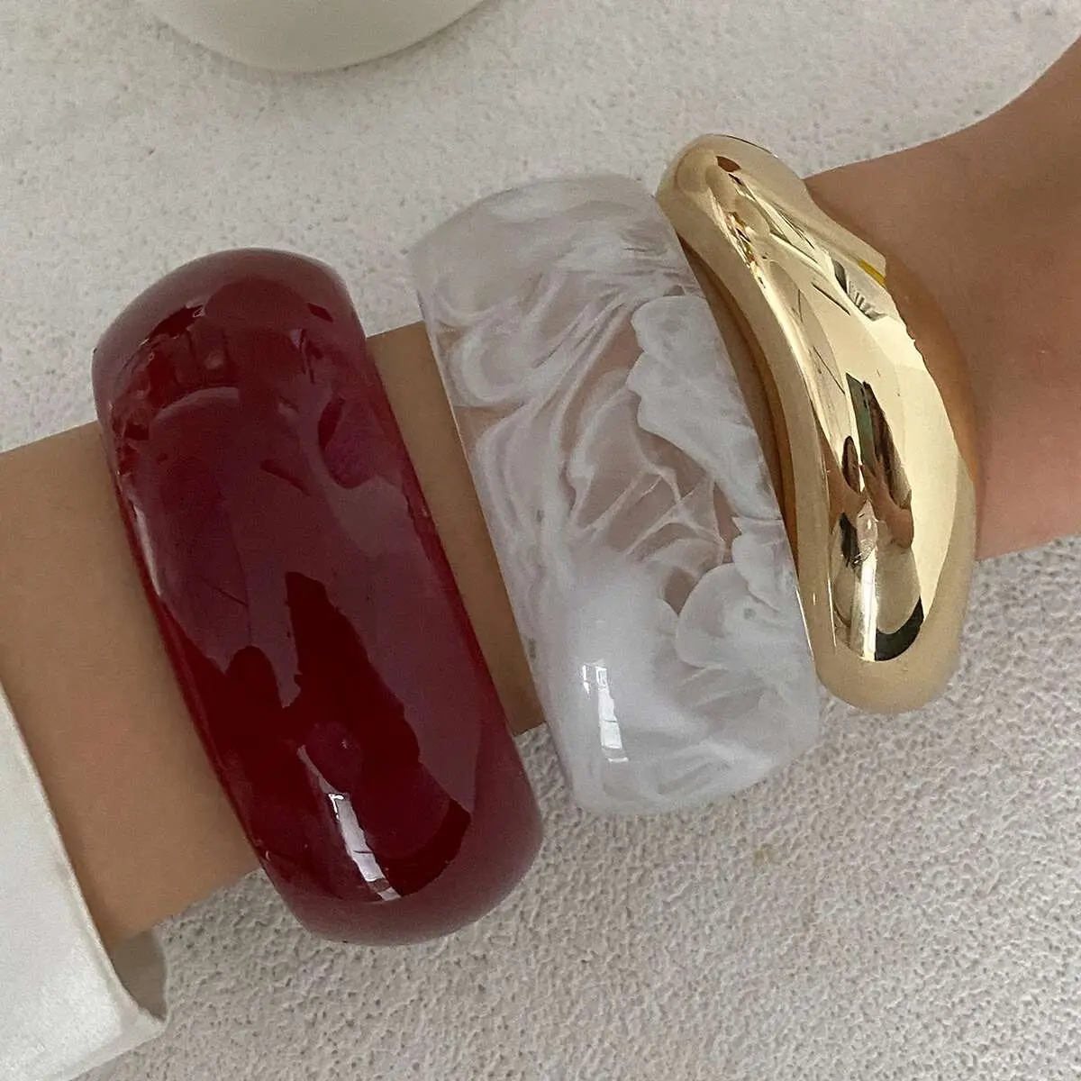 Ingemark Hip Hop Chunky Resin Acrylic Wide Bangles for Women New Trend Vintage Irregular Geometric Arm Bracelets Party Jewelry
