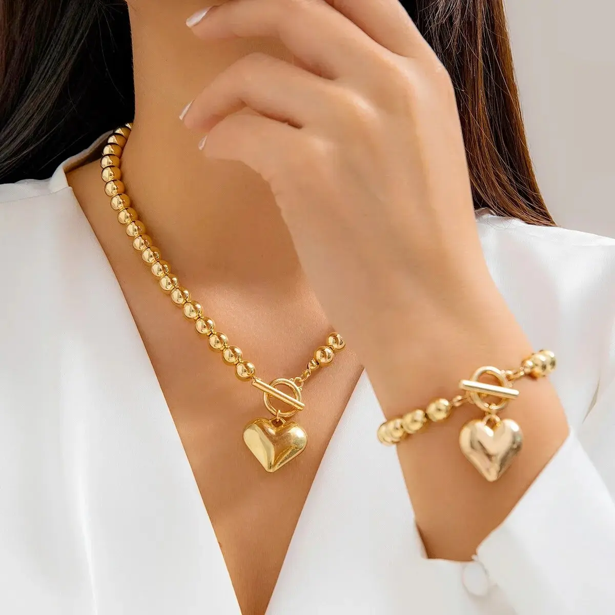 2Pcs Luxury Gold Color Beads Heart Pendant Necklace Bracelet for Women Punk Vintage OT Buckle Choker Wedding Party Jewelry Set