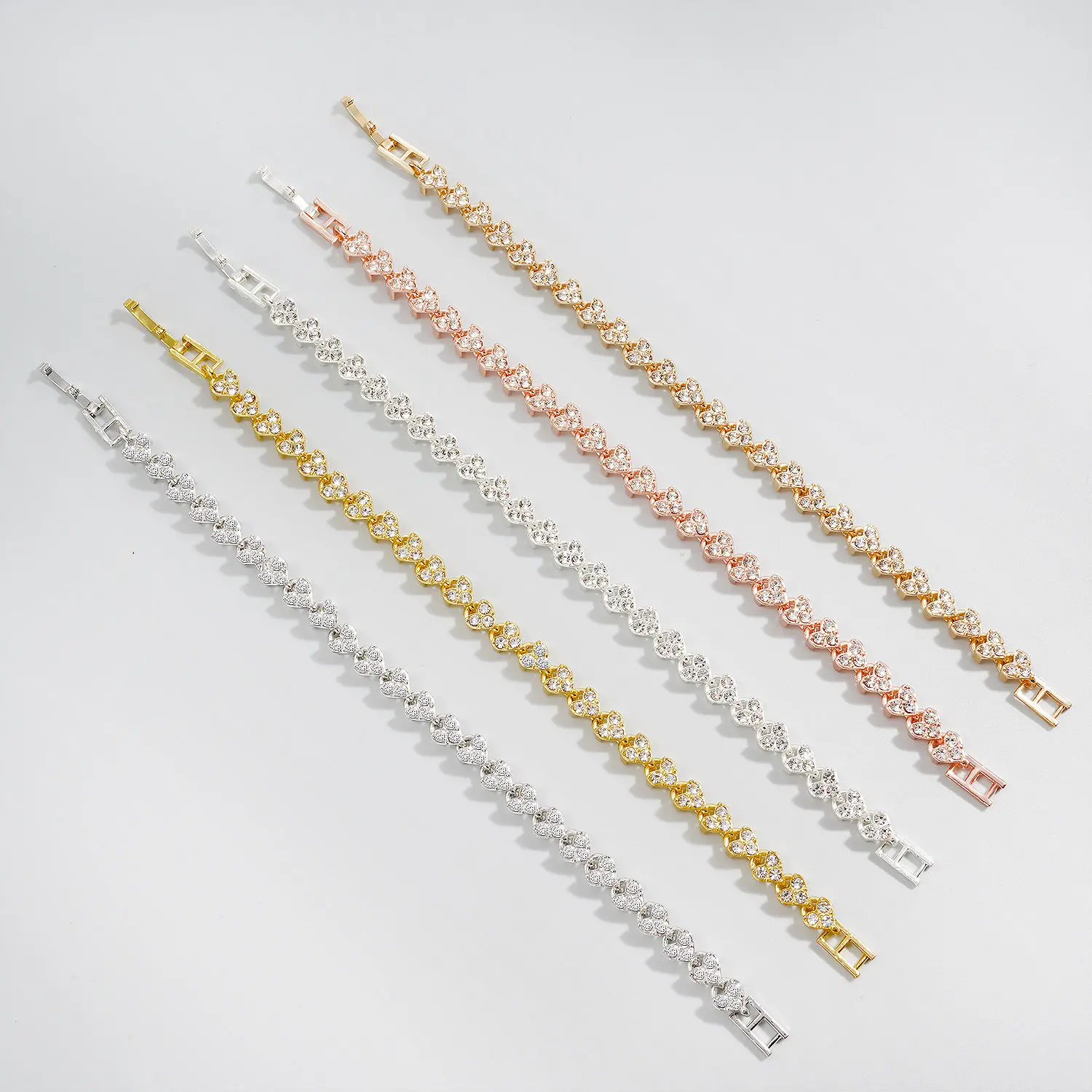 Luxury Roman Crystal Geometric Chain Bracelets for Women Trendy 2024 Goth Full Rhinestone Charm Bangles Wed Jewelry Accessories