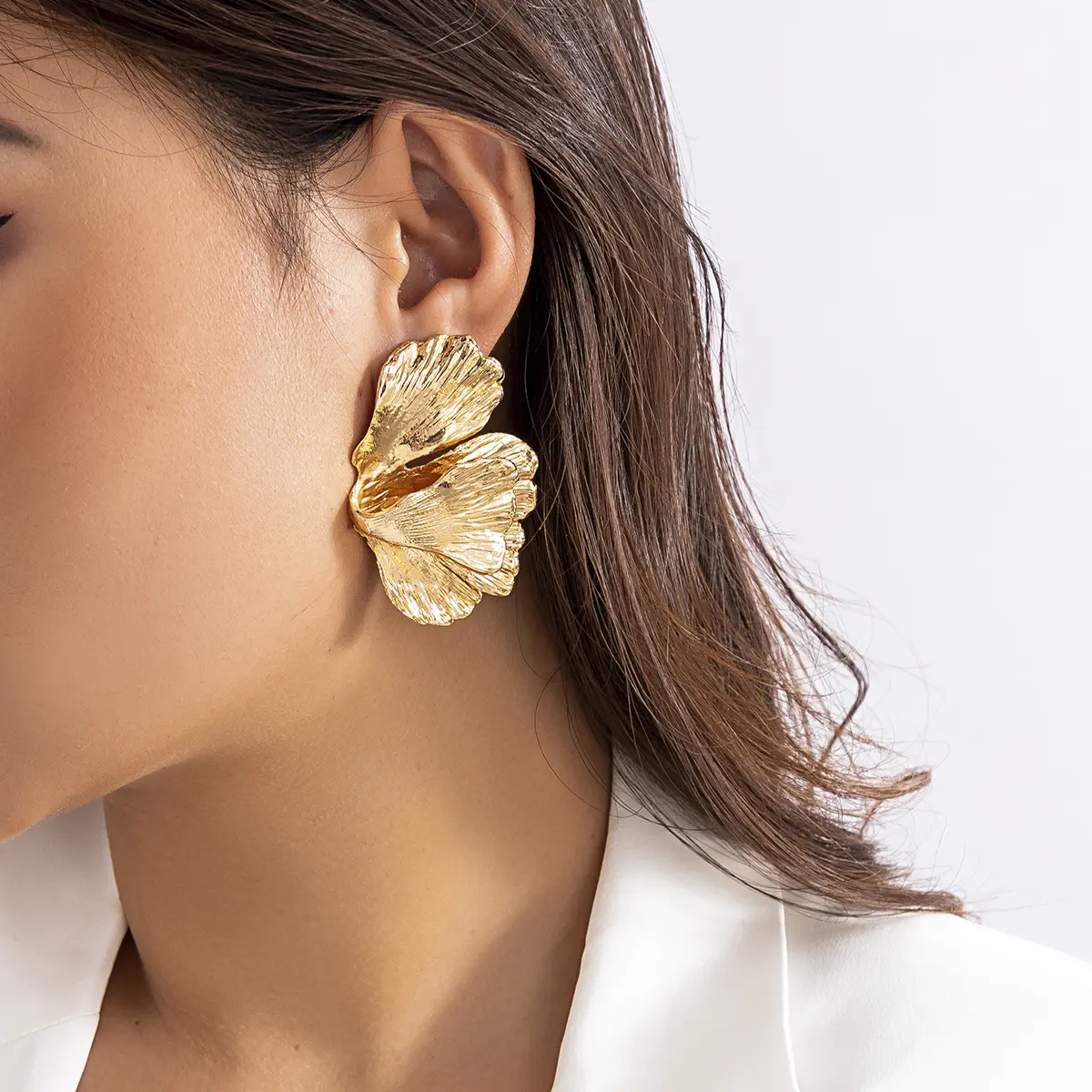 Goth Geometric Metal Petal Flower Stud Earrings for Women Fashion Statement Trendy Gold Color Piercing Earrings Y2K Accessories