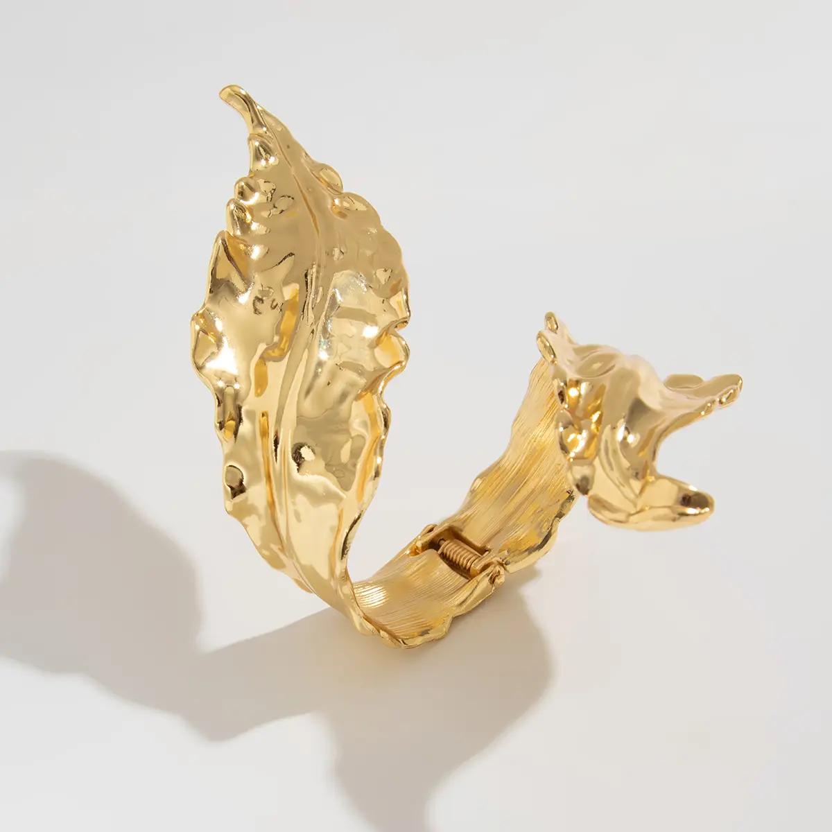Ingemark Luxury Gold Color Metal Leaves Cuff Bangles for WomenExaggerated Punk Geometric Wrap Bangle Party Grunge Men Jewelry