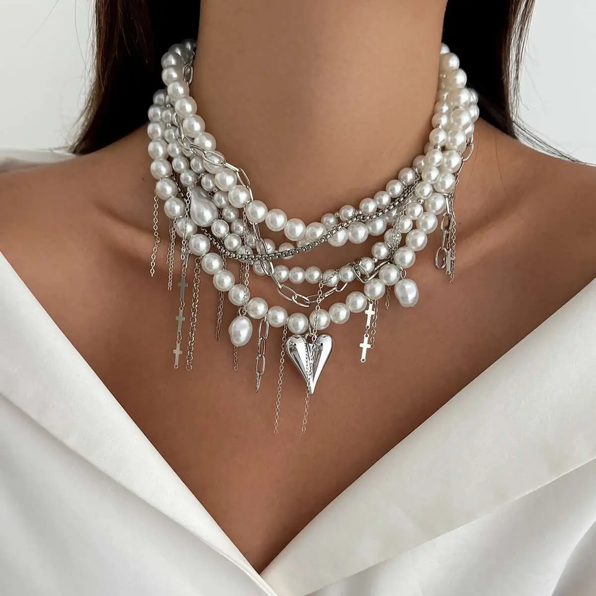 Ingemark Elegant Multilayer Imitation Pearl Chain Necklace Women 2025 New Trend Goth Love Heart Pendant Choker Wedding Jewelry