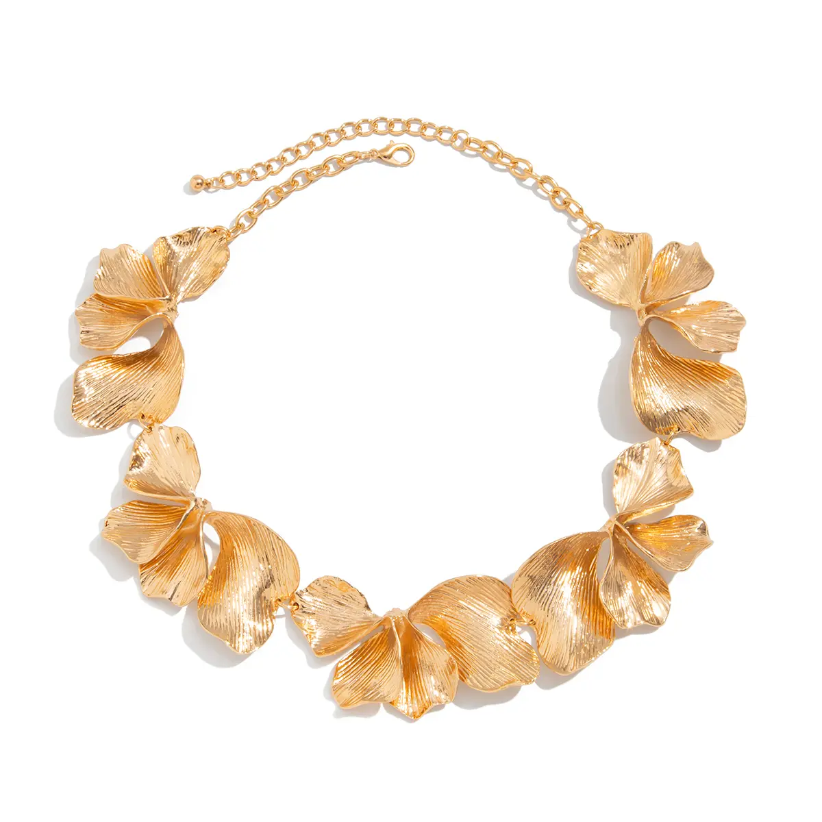 Ingemark Punk Irregular Petals Flower Chain Necklace for Women 2025 New Fashion Gold Color Metal Choker Steampunk Jewelry Gift
