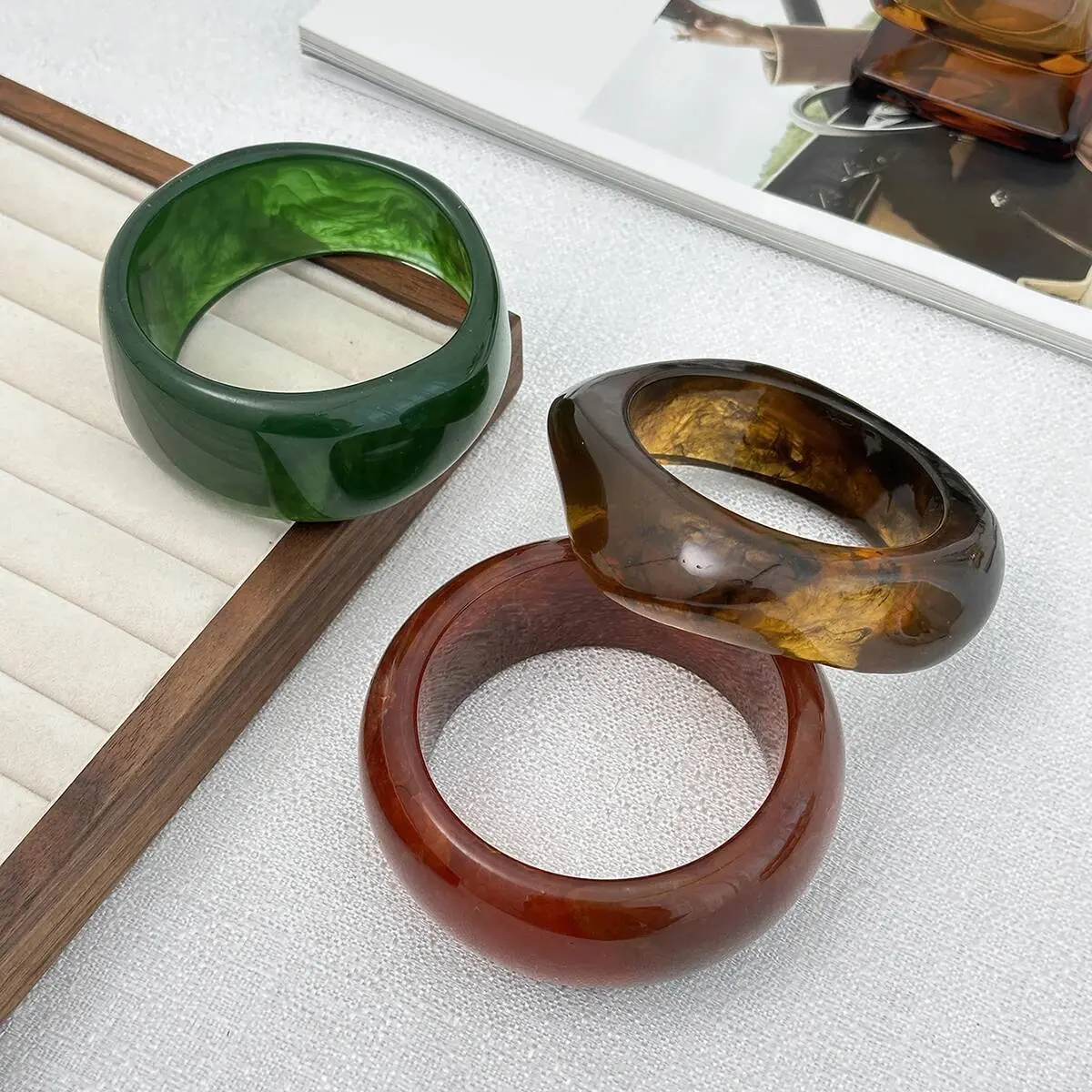 Ingemark 3 Styles Vintage Irregular Glossy Resin Acrylic Bracelets for Women New Trend Boho Wide Bangles Y2K Jewelry Accessories