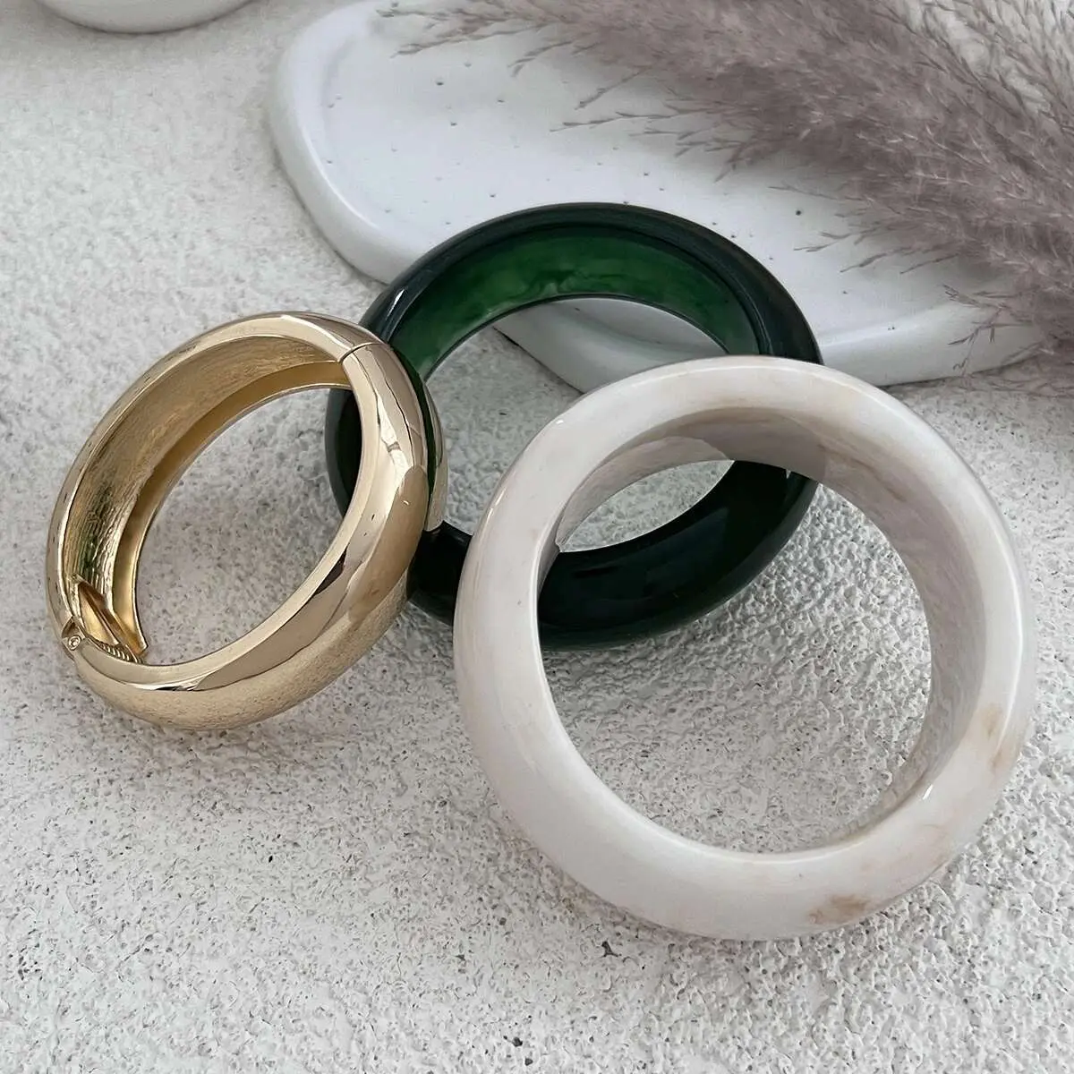 Ingemark 3 Styles Exaggerated Resin Acrylic Thick Wide Bangles for Women Vintage Irregular Spring Bracelets Steampunk Jewelry
