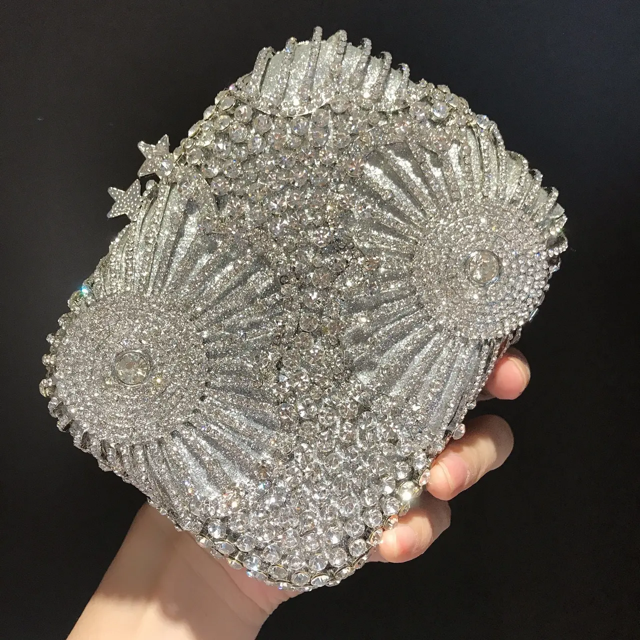 Dazzling Flower Women Silver Color Crystal Clutch Purses Bridal Stone Handbags Ladies Evening Bags Wedding Party Minaudiere Bag
