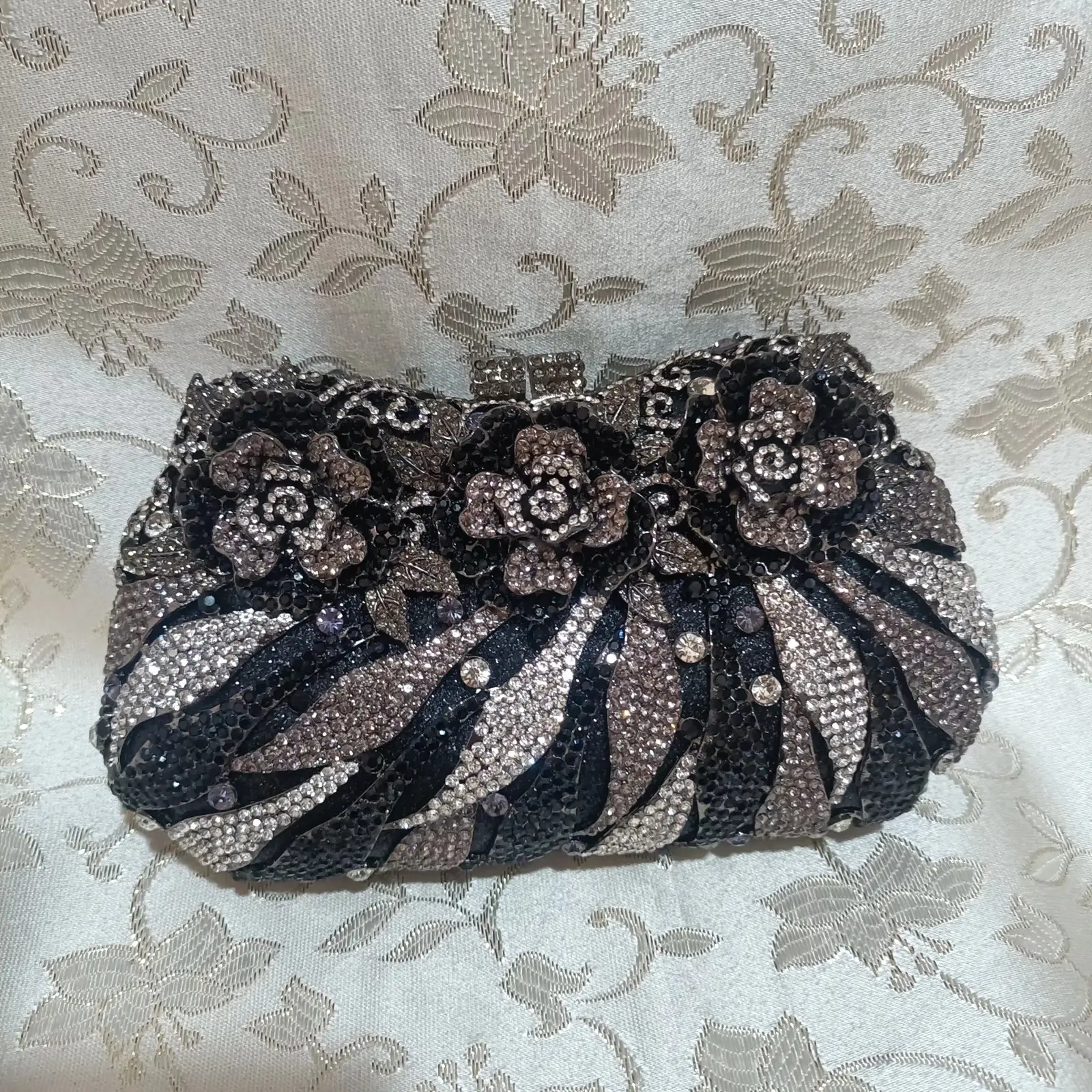 Elegant Flower Stones Hot Pink Evening Purse Bags Handbags Luxury Designer Wedding Party Rhinestones Bridal Wedding Clutch Bags