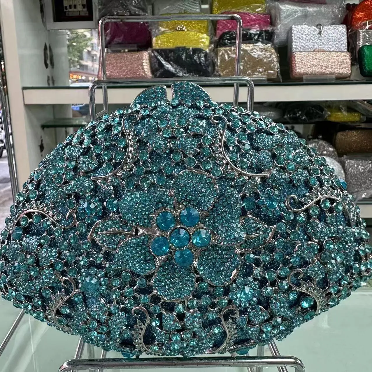 Women Sky Blue Crystal Clutch Purse Lady Stones Evening Bags Ladies Party Diamond Clutches Minaudiere Handbag Wedding Purses