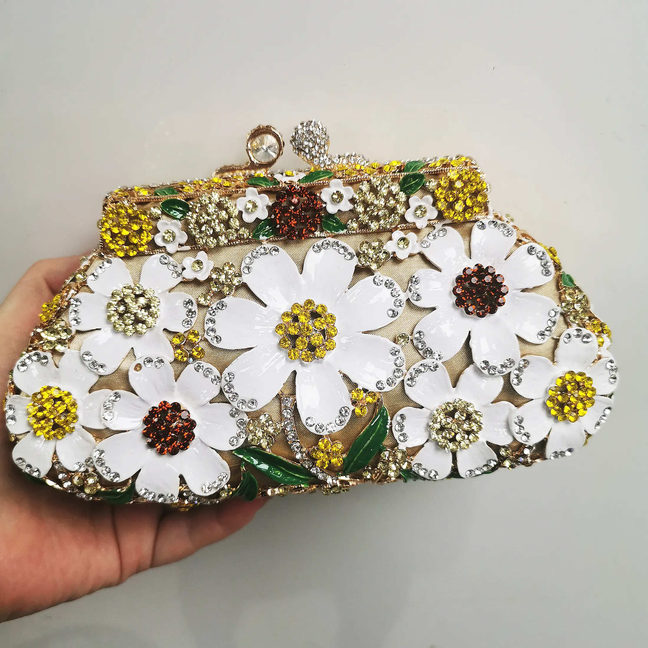 Hollow Out Dazzling Purple Crystal Clutches Women Evening Bags Metal Hard Case Wedding Minaudiere Clutch Bridal Party Handbags