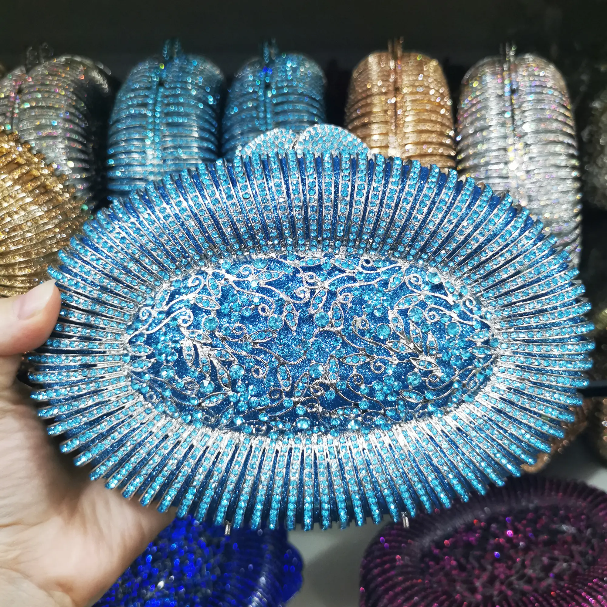 Elegant Women Purple Blue Gold Evening Bags Crystal Clutch Purses For Wedding Bridal Handbags Ladies Party Prom Diamond Clutches