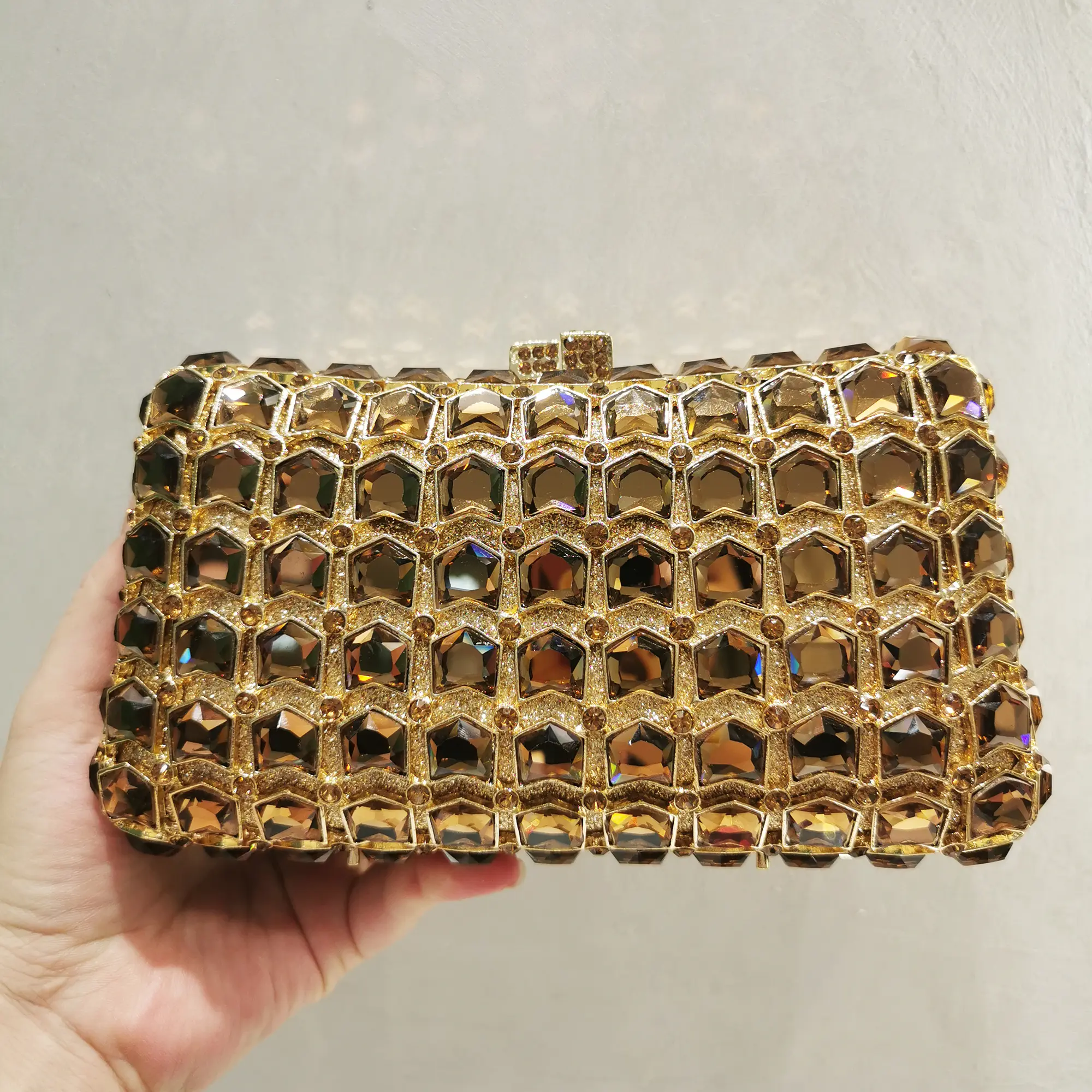 Women Crystal Evening Clutch Bag Female Stones Evening Bags Bridal Wedding Party Clutches Bags Lady Handbag Purse Metal Clutches
