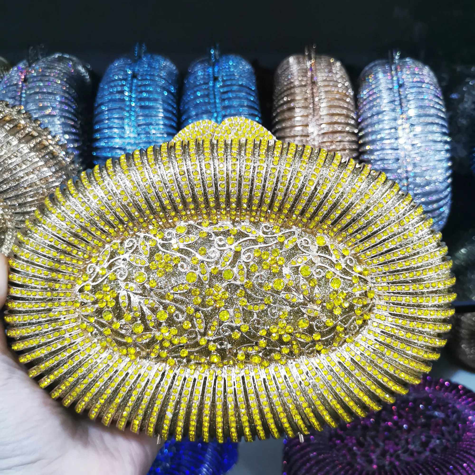 Elegant Women Purple Blue Gold Evening Bags Crystal Clutch Purses For Wedding Bridal Handbags Ladies Party Prom Diamond Clutches