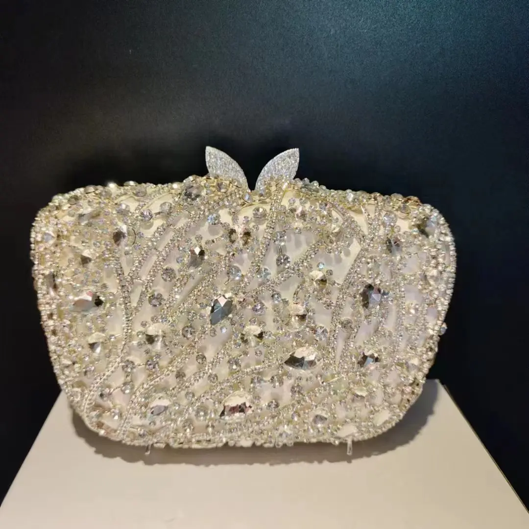 Lady Silver White Stones Clutch Purse Women Rhinestones Evening Purses Wedding Handbags Crystal Chain Shoulder Bags Day Clutches