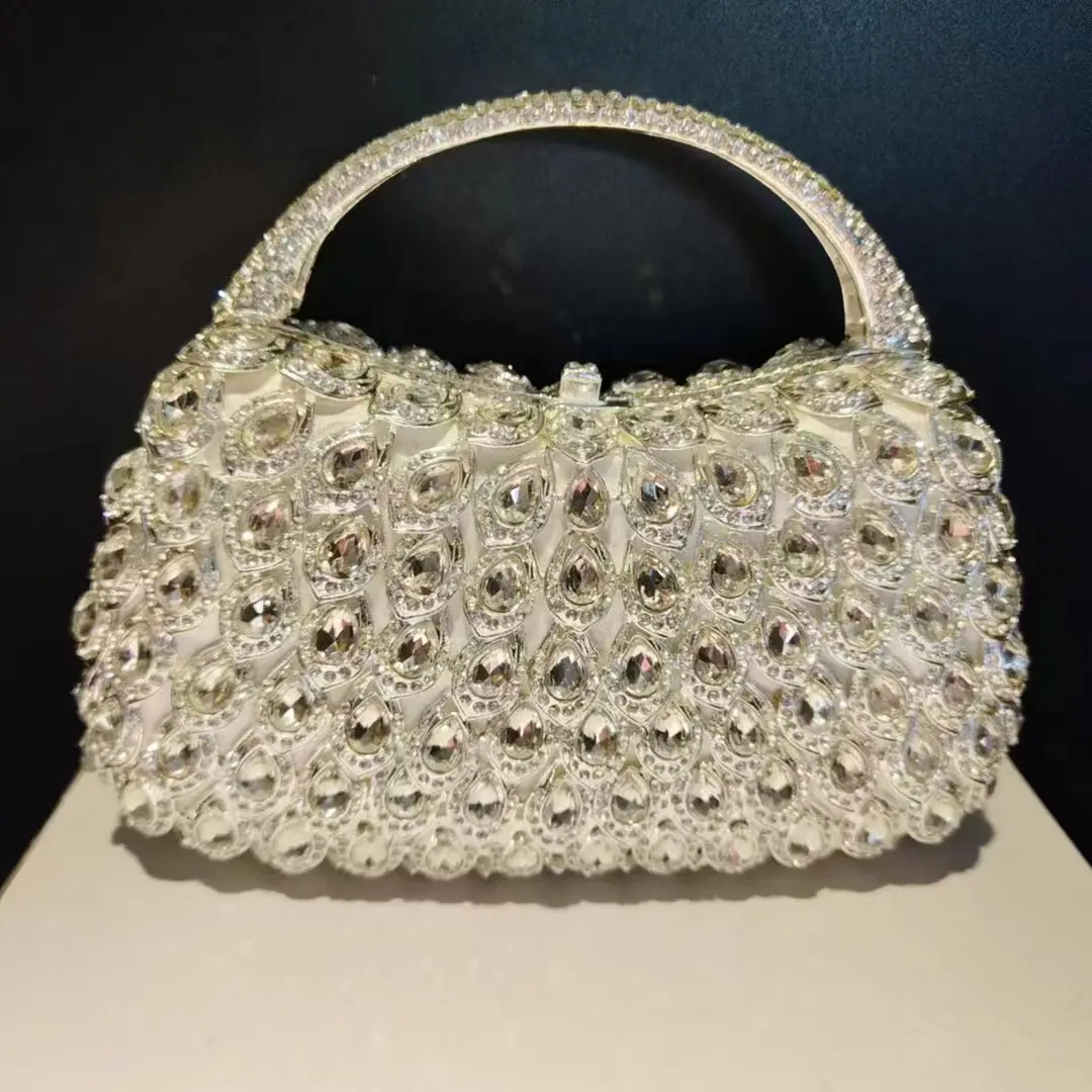 Lady Silver White Stones Clutch Purse Women Rhinestones Evening Purses Wedding Handbags Crystal Chain Shoulder Bags Day Clutches