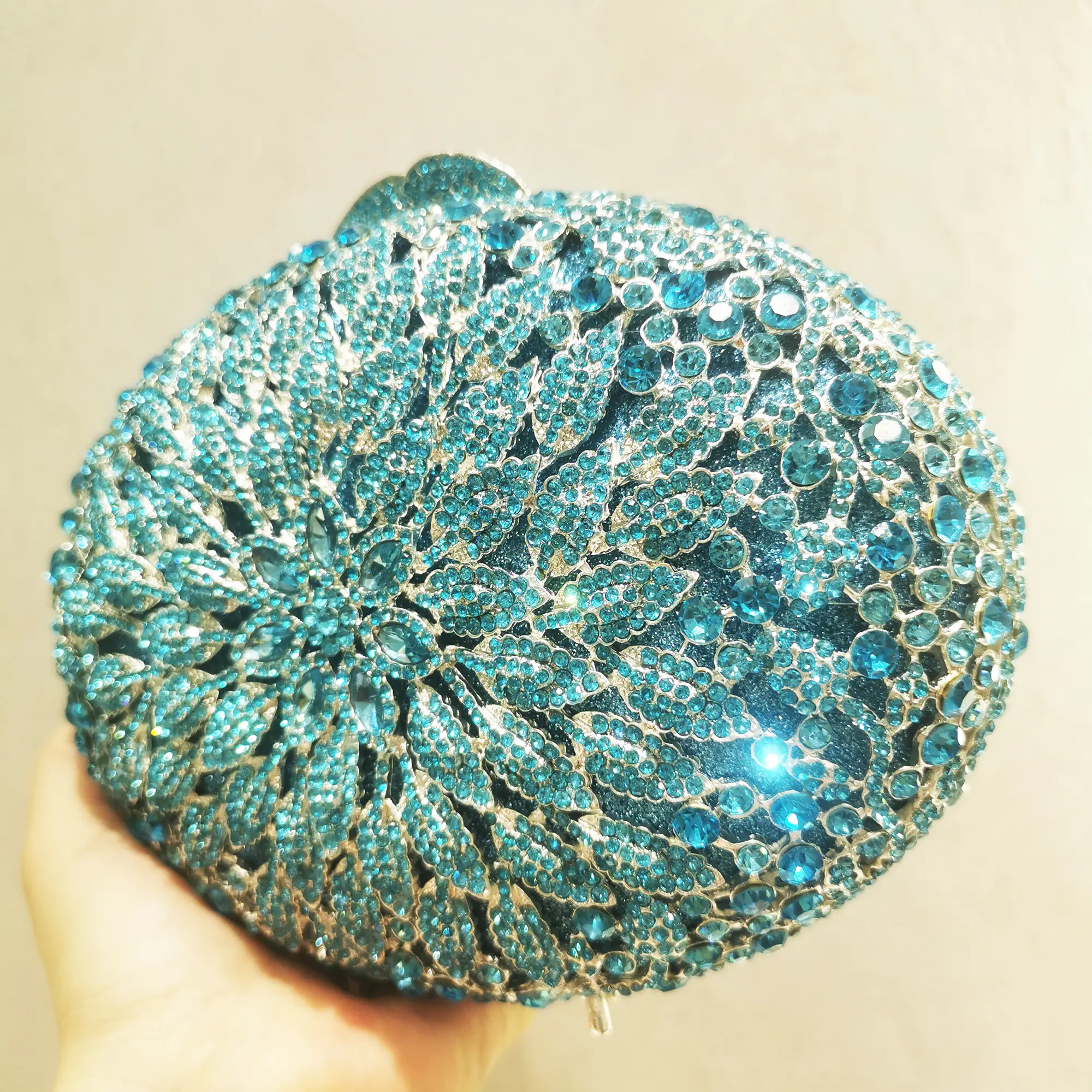 XIYUAN Sky blue Flower Crystal Evening Bags Floral Clutches for Women Party Rhinestone Handbag Bridal Wedding Diamond Clutch