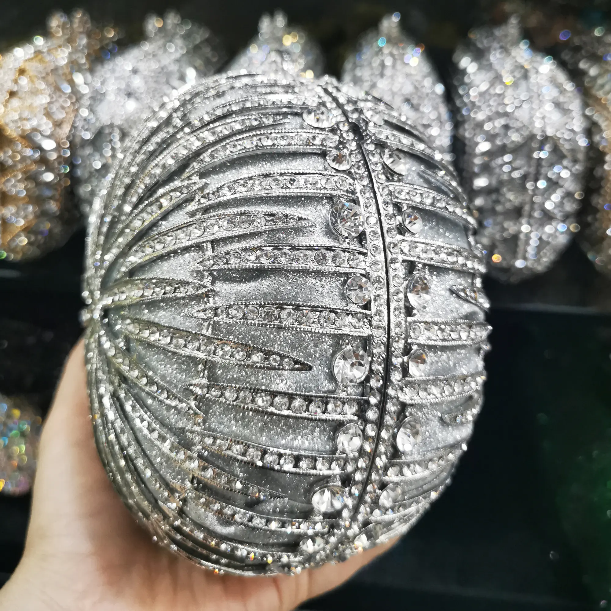 Women Gold Silver Crystals Evening Clutch Purse Bags Women Party Rhinestone Clutches Bag Diamond Evening Bag Minaudiere Handbags