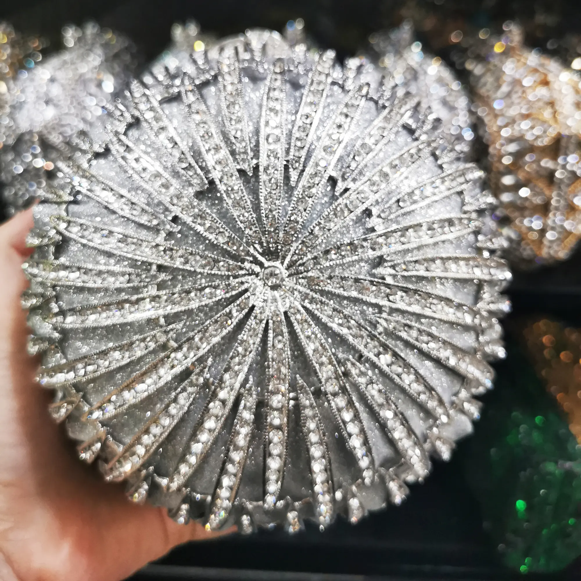 Women Gold Silver Crystals Evening Clutch Purse Bags Women Party Rhinestone Clutches Bag Diamond Evening Bag Minaudiere Handbags