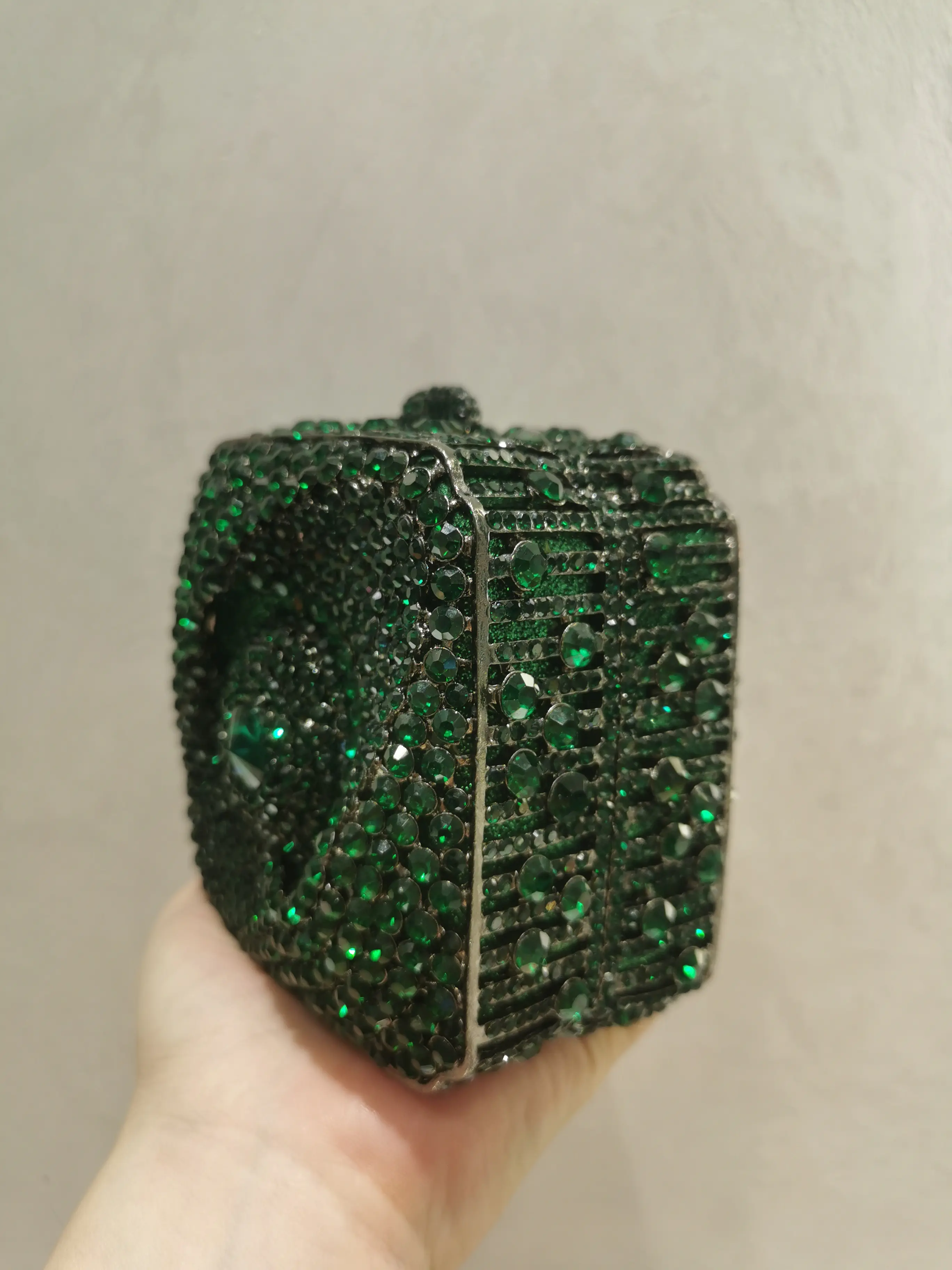 Women Green/Gold Stones Evening Bags Lady rhinestones Purse Metal Minaudiere Handbag Bridal Clutch Wedding Party Diamond Bag