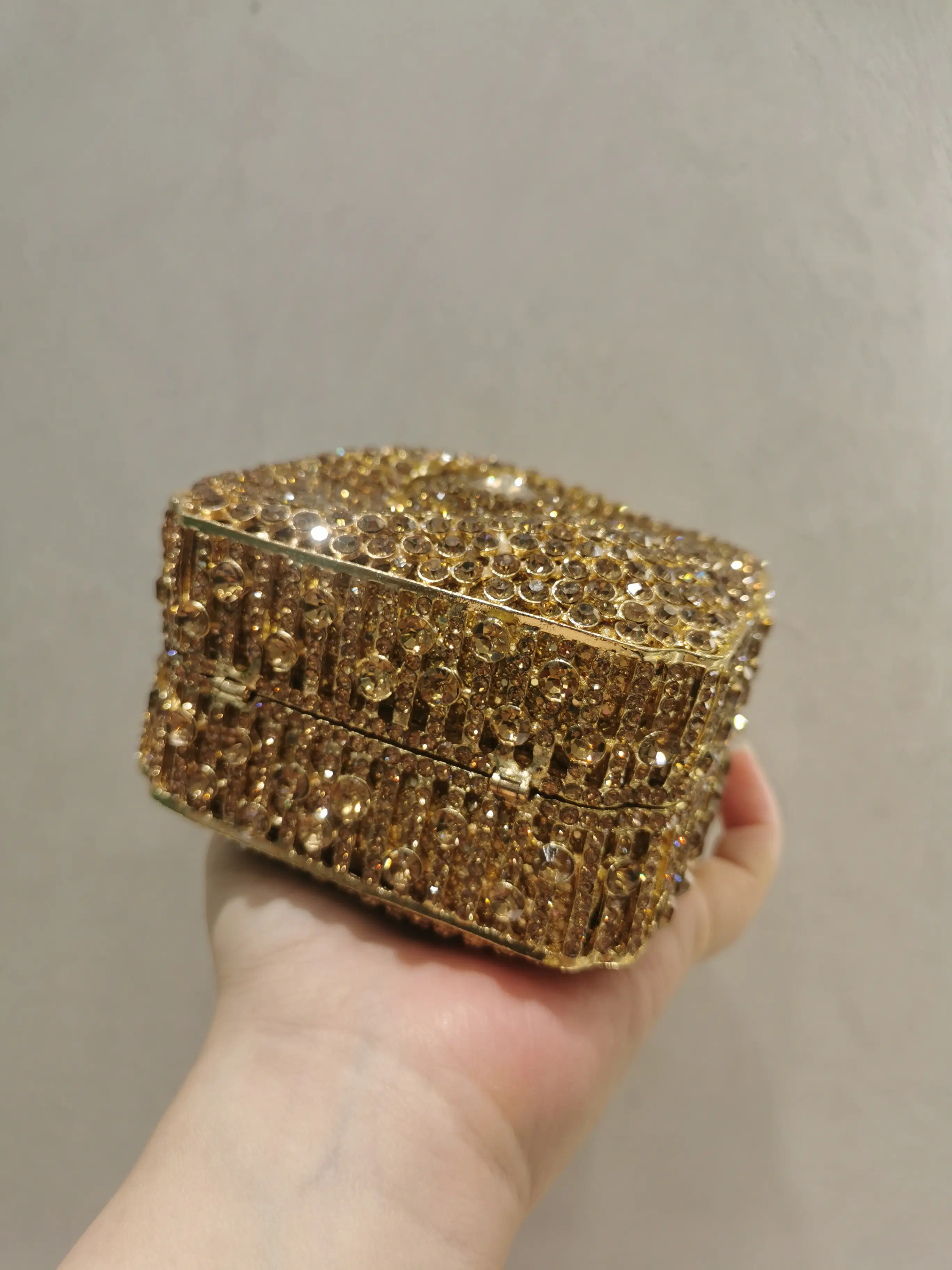 Women Green/Gold Stones Evening Bags Lady rhinestones Purse Metal Minaudiere Handbag Bridal Clutch Wedding Party Diamond Bag