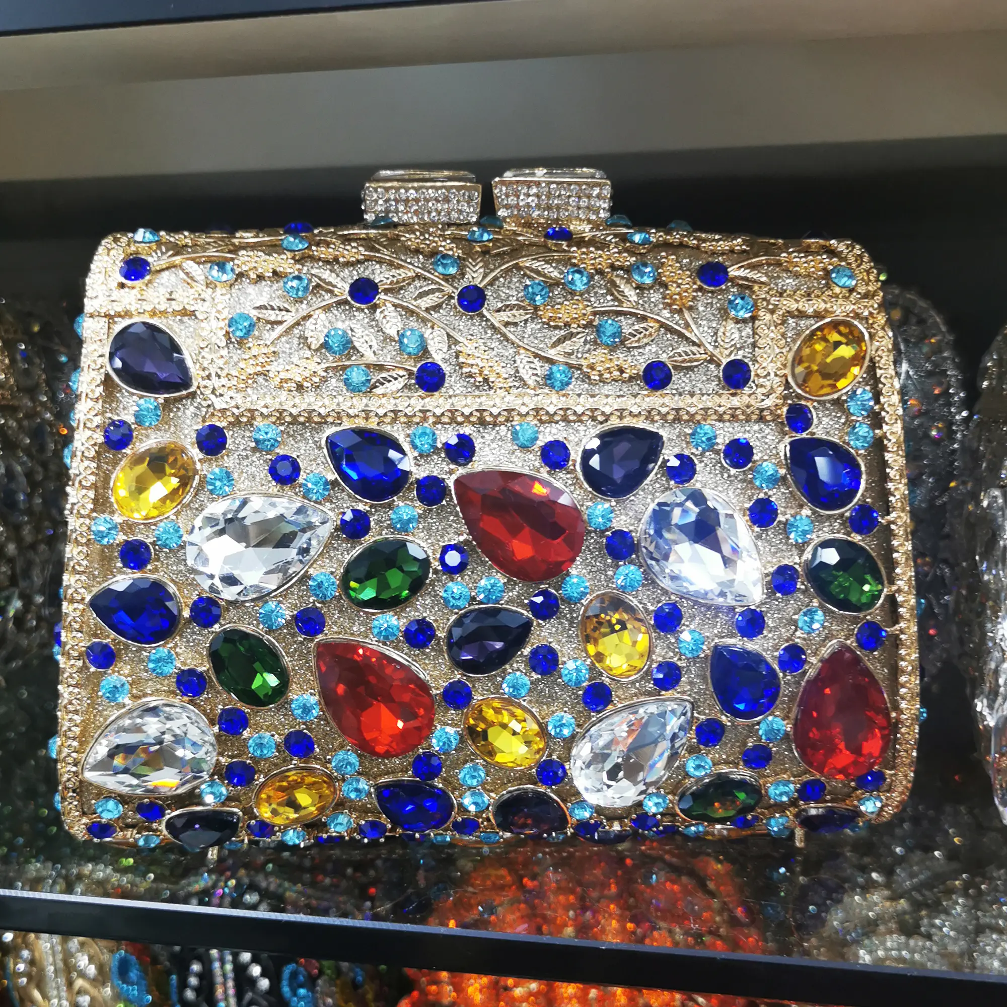 Women Hollow Out Crystal Clutch Purse Clutches Evening Bags For Wedding Party Cocktail Metal Minaudiere Diamond Handbag Purse